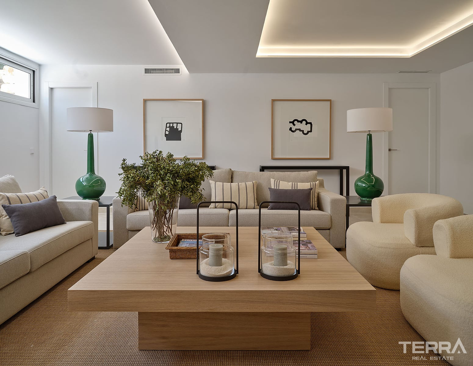 Sea View Villas for Sale in Marbella, Costa del Sol - 116498