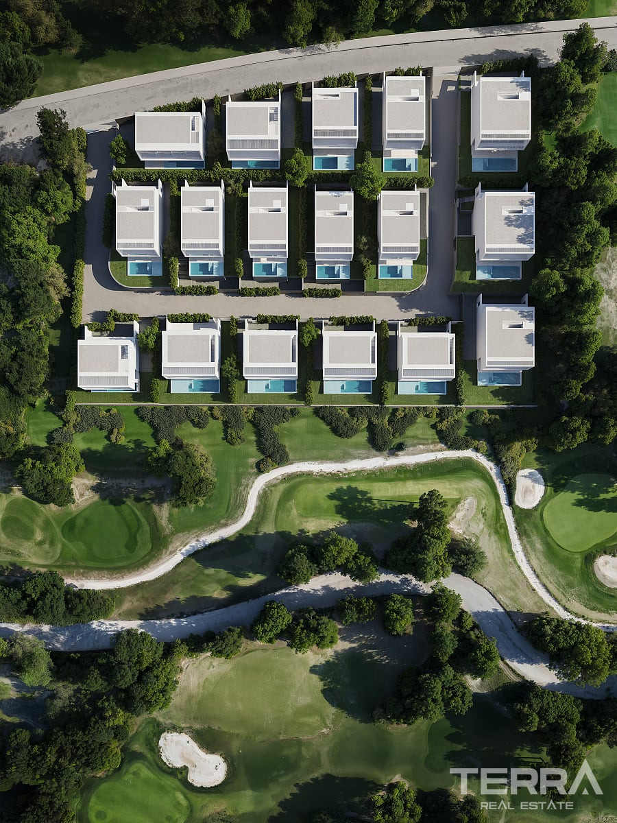 Villas Near Golf Courses for Sale in Estepona, Costa del Sol - 116746