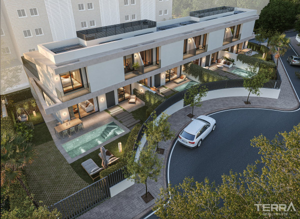 Townhouses with Private Pools for Sale in Málaga, Costa del Sol