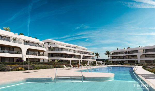 Estepona, Costa Del Sol'da Golf Sahaları ile Çevrili Modern Daireler