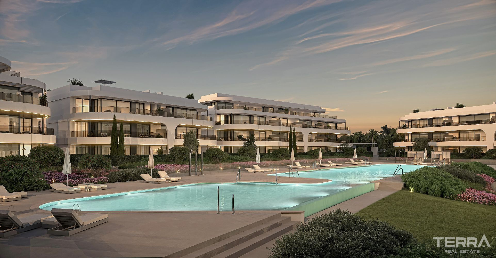 Apartments Near Golf Courses for Sale in Estepona, Costa del Sol - 116958
