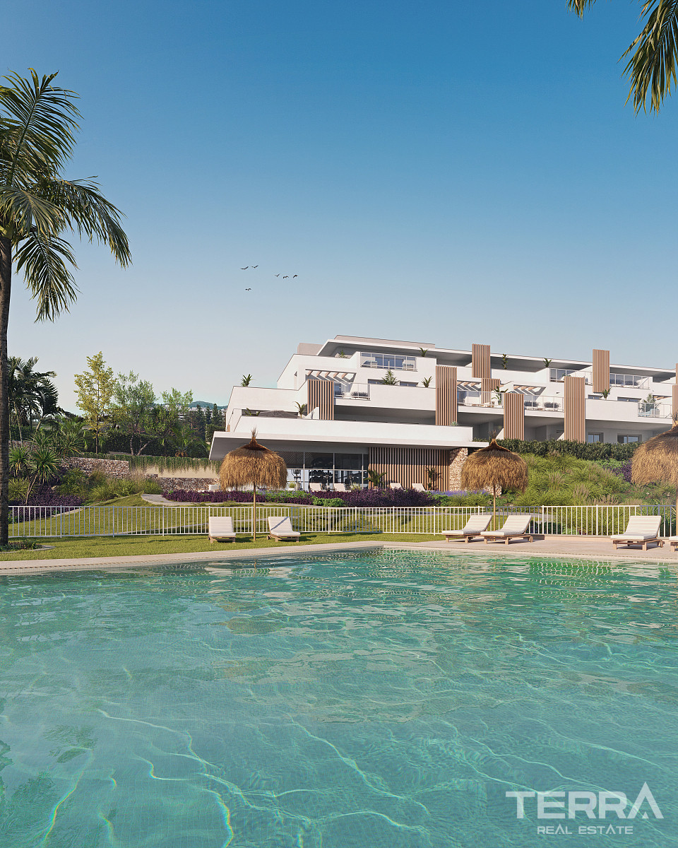 Casares'te Golf Sahasına Yakın Deniz Manzaralı Daireler - 117249