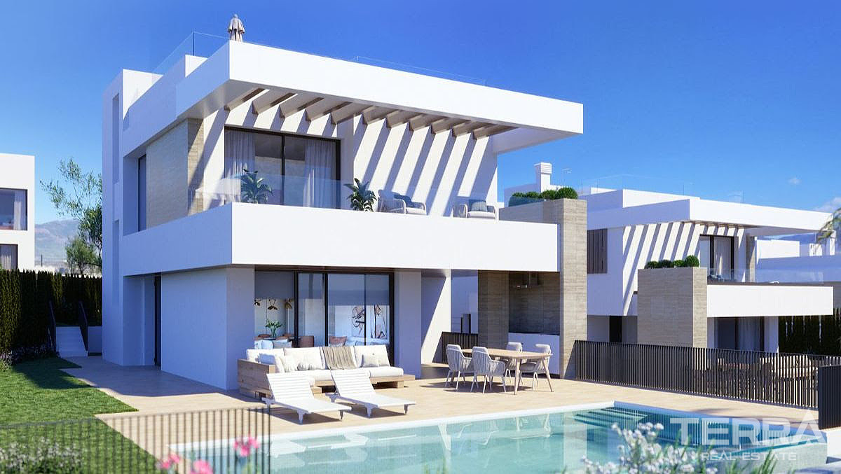 Luxury Villas for Sale in Estepona, Costa del Sol - 117276