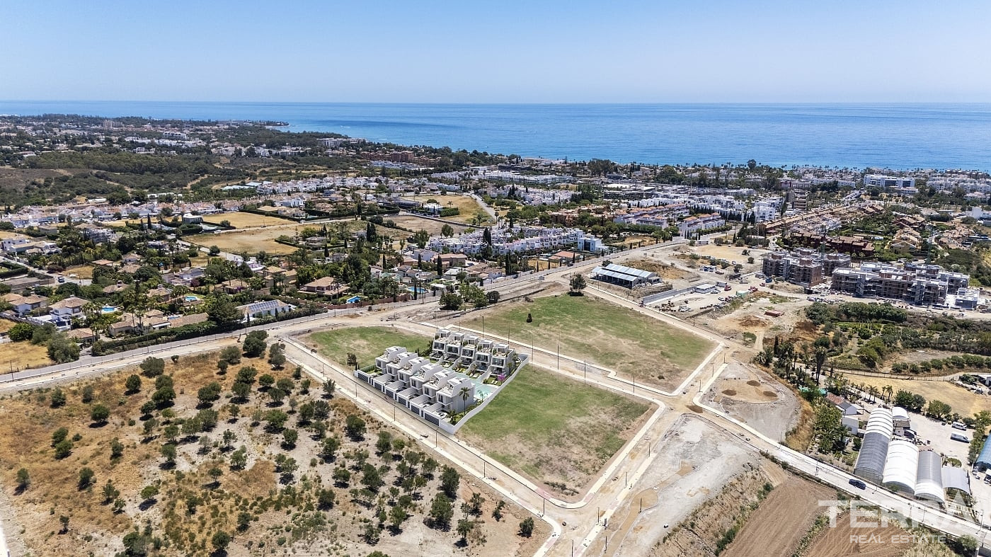 Estepona, Costa Del Sol'da Satılık Yarı Müstakil Evler - 117504