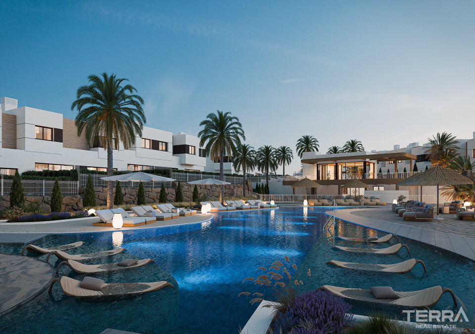 Townhouses Near Golf Courses for Sale in Mijas, Costa del Sol
