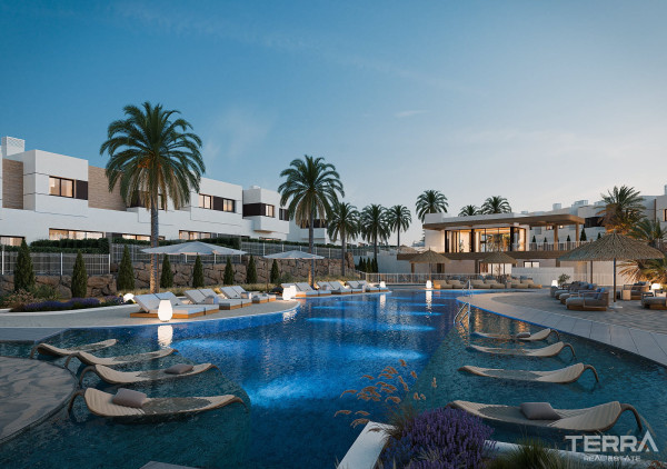 Mijas, Costa Del Sol'da Golf Sahasına Yakın Bitişik Nizam Evler