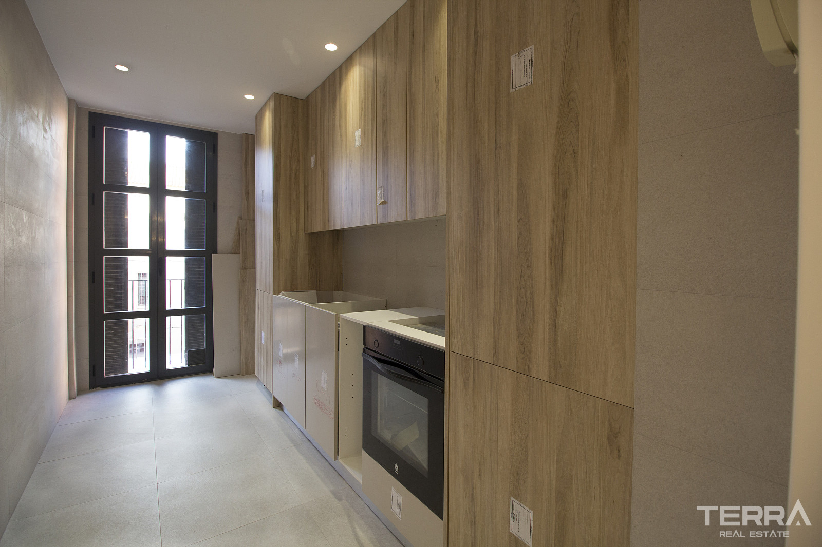 Málaga Merkezde Tamamen Yenilenmiş Masrafsız 2+1 Daire - 117876