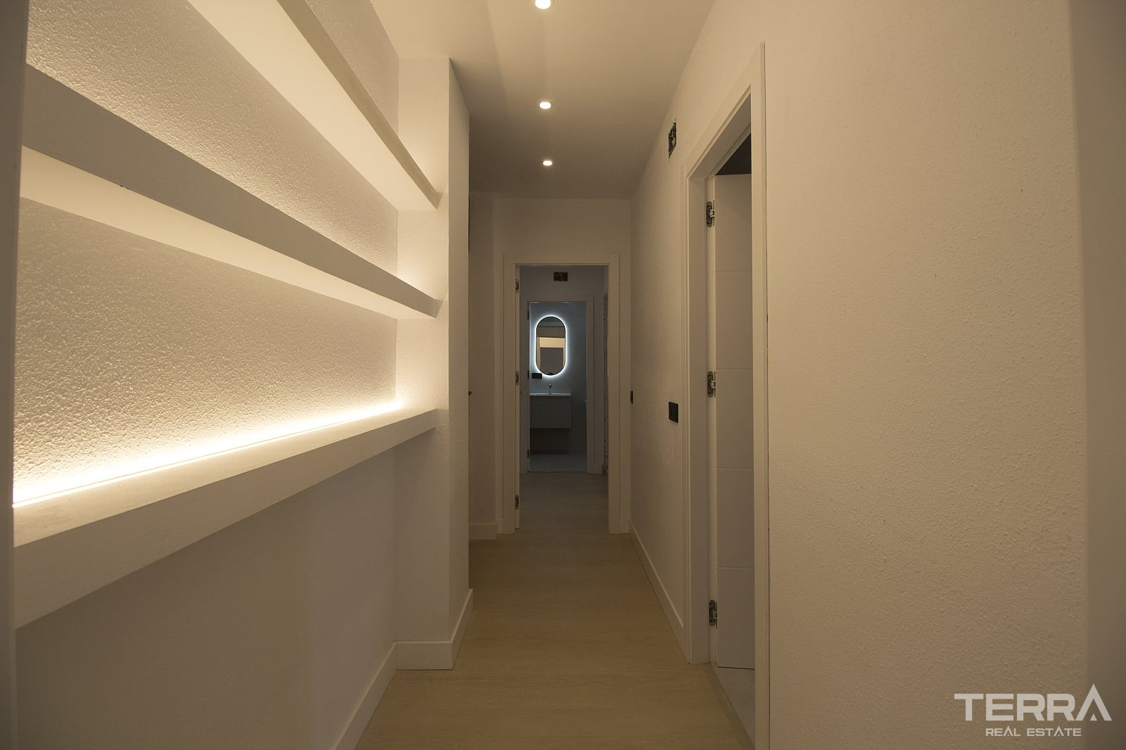 Málaga Merkezde Tamamen Yenilenmiş Masrafsız 2+1 Daire - 117881