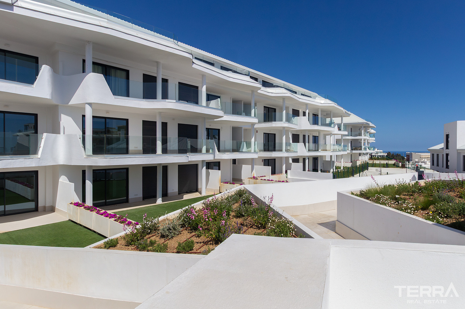 3 Bedroom Apartment for Sale in Fuengirola, Costa del Sol - 117986