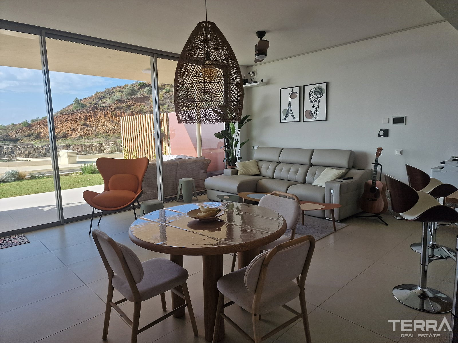 3 Bedroom Apartment for Sale in Mijas, Costa del Sol - 118060