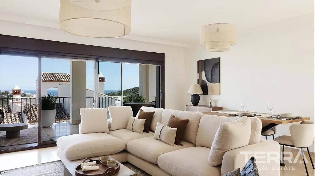 Estepona'da Havuzlu ve Bahçeli Satılık Bitişik Nizam Evler - 118189