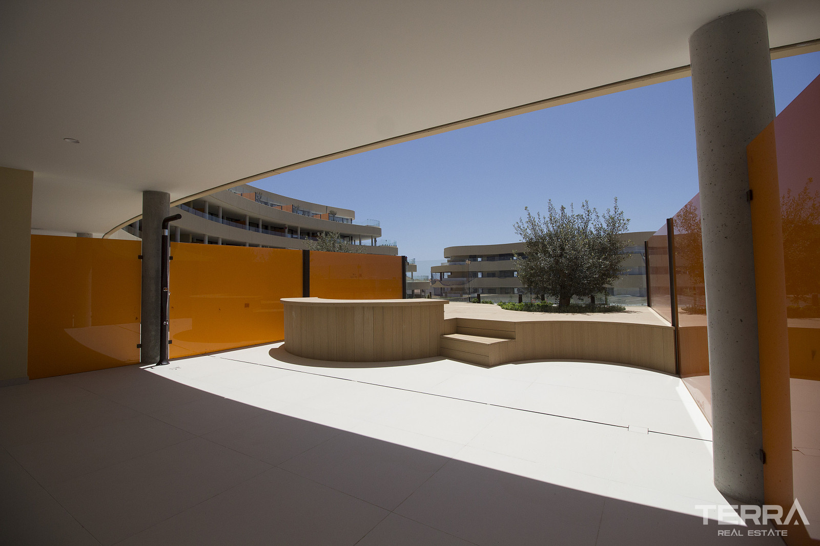 2-Bedroom Apartment for Sale in Fuengirola, Costa del Sol - 118296