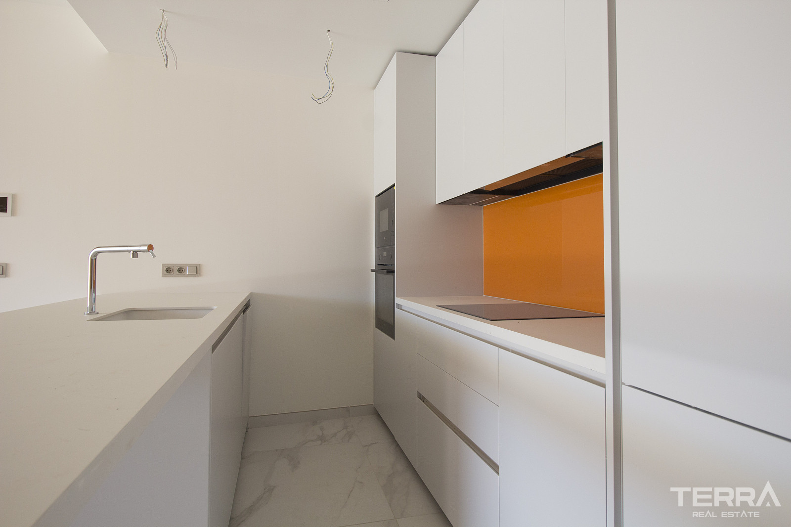 2-Bedroom Apartment for Sale in Fuengirola, Costa del Sol - 118307