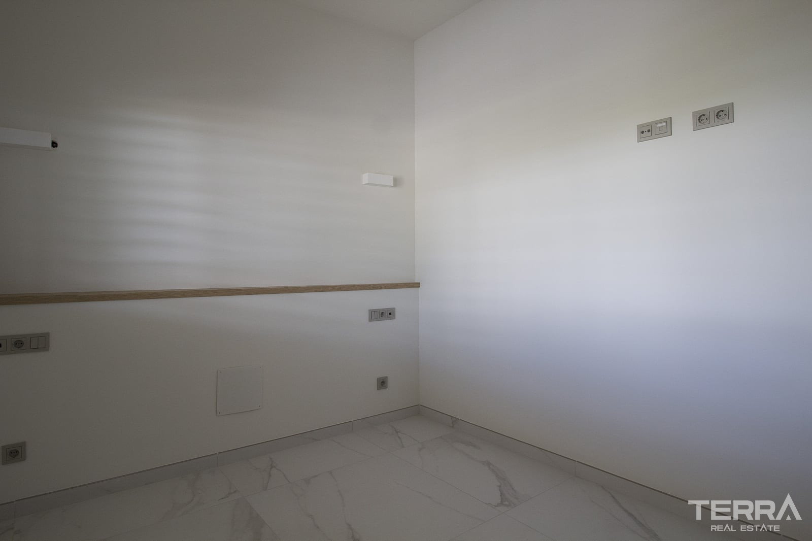 2-Bedroom Apartment for Sale in Fuengirola, Costa del Sol - 118316