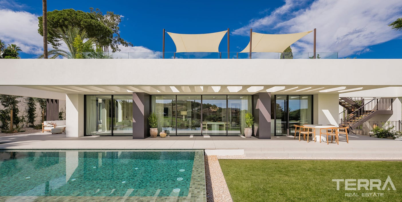 Luxury Villa for Sale in Marbella, Costa del Sol - 118835