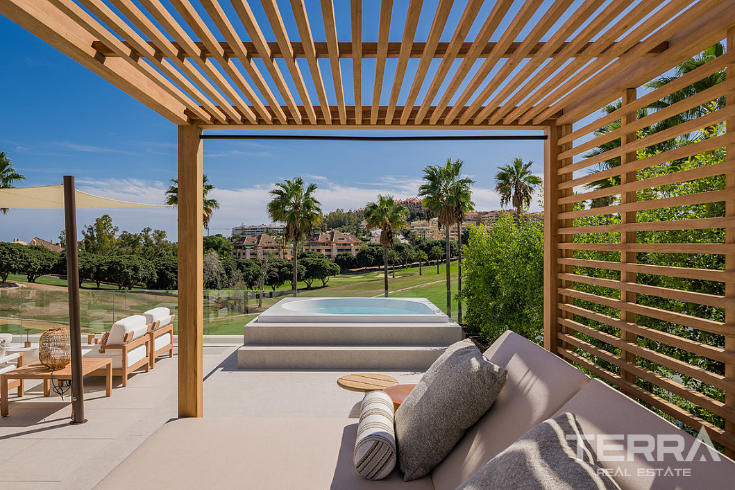 Luxury Villa for Sale in Marbella, Costa del Sol - 118851