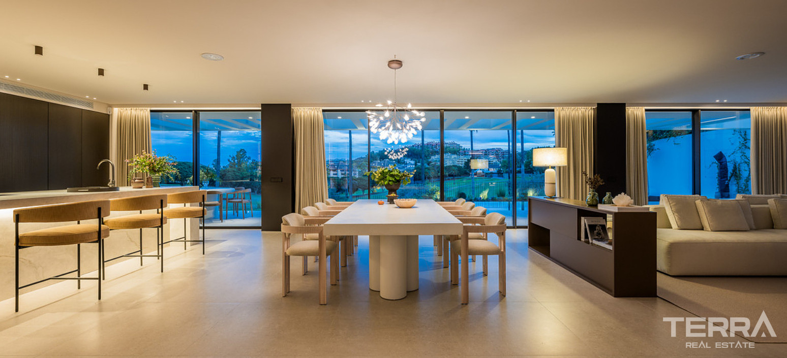 Luxury Villa for Sale in Marbella, Costa del Sol - 118868
