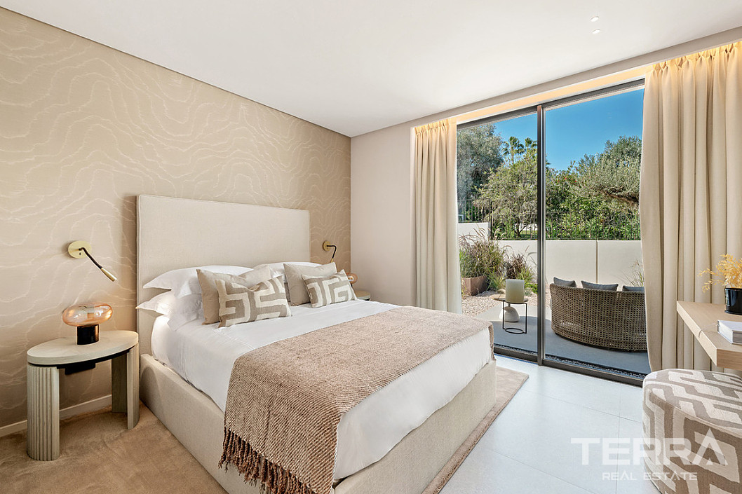 Luxury Villa for Sale in Marbella, Costa del Sol - 118875