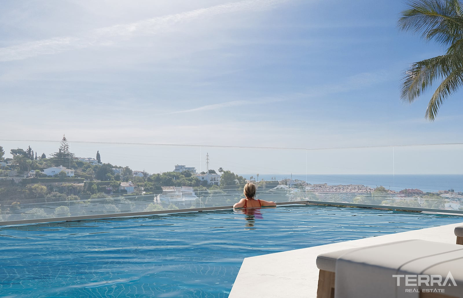 Sea View Apartments for Sale in Fuengirola, Costa del Sol - 119118
