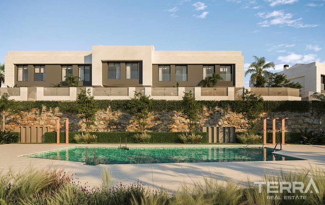 Luxury Townhouses for Sale in Mijas, Costa del Sol - 119137