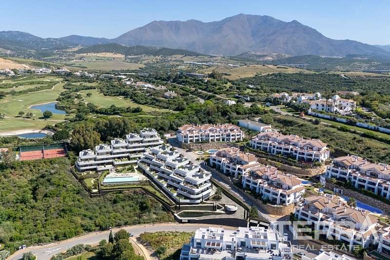 Casares Del Sol’da Satılık Deniz Manzaralı Daireler - 119208