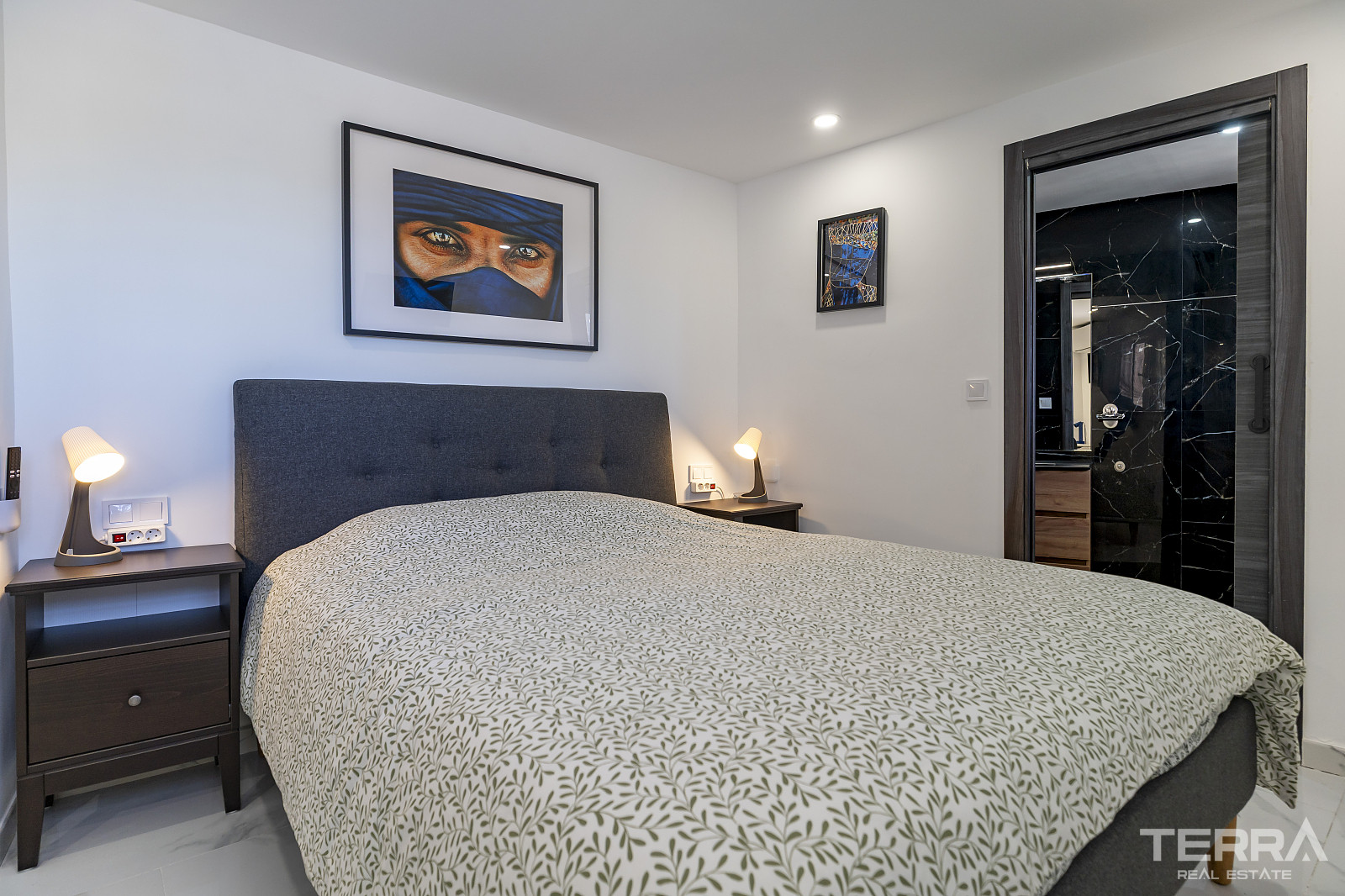 Benalmádena'da Satılık Deniz Manzaralı Villa - 119273