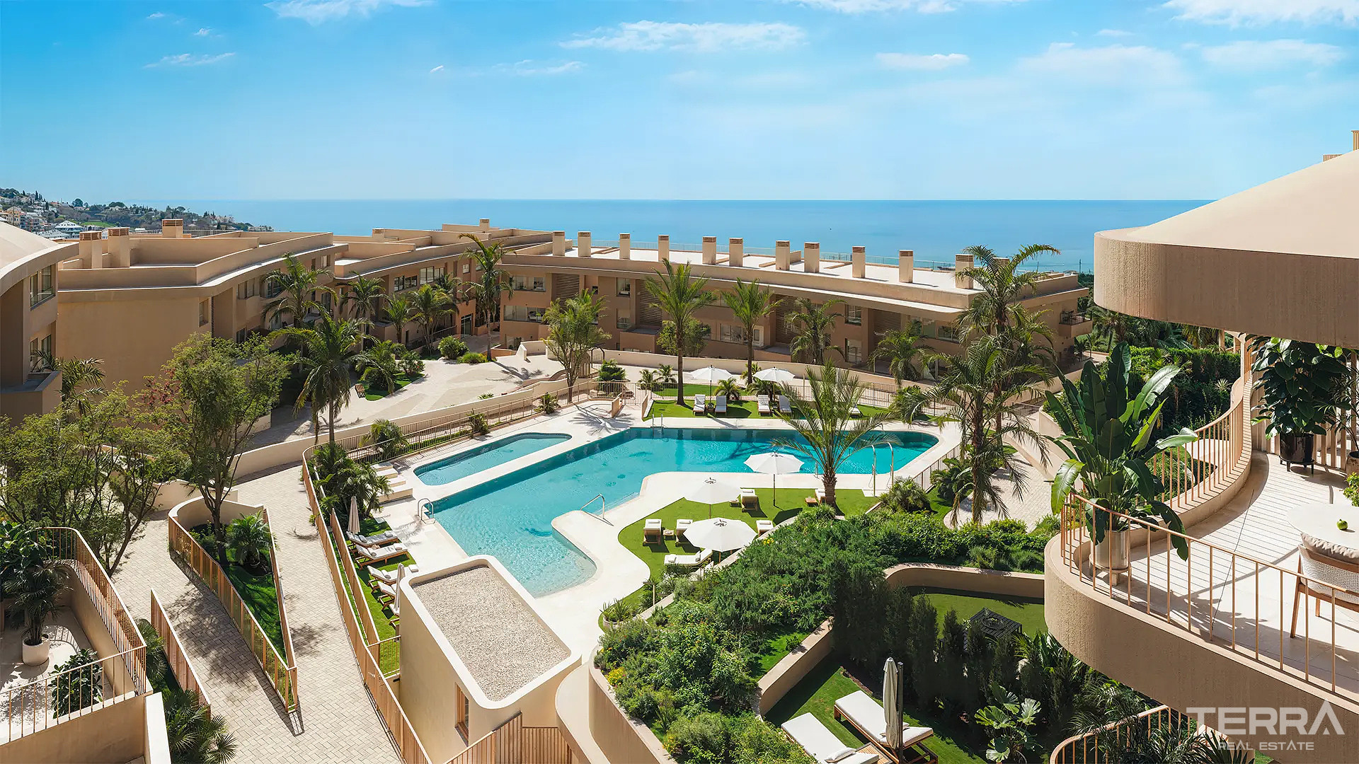 Sea View Apartments for Sale in Fuengirola, Costa del Sol - 119306