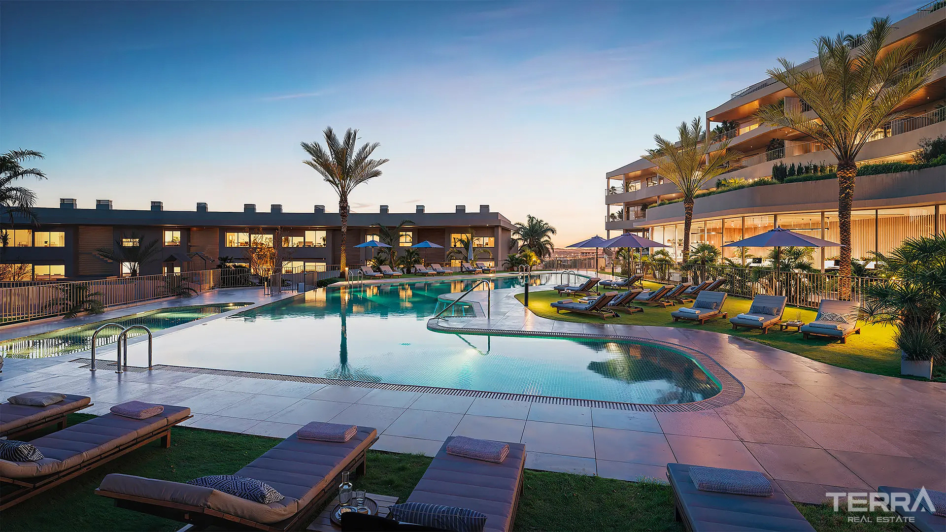 Sea View Apartments for Sale in Fuengirola, Costa del Sol - 119315