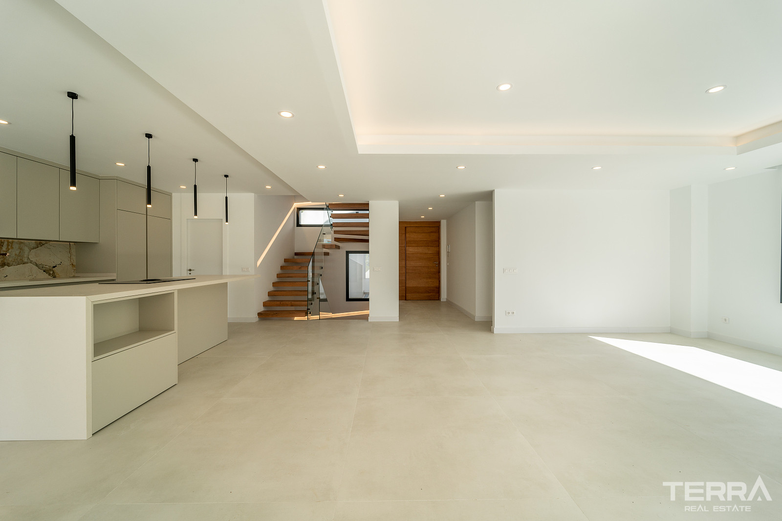 Villa with Private Pool for Sale in Benalmádena, Costa del Sol - 119364