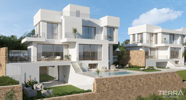 Golf Villas for Sale in Estepona, Costa del Sol, Spain