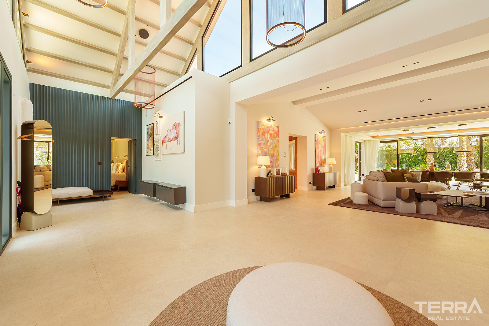 Villa with Private Pool for Sale in Marbella, Costa del Sol, Spain - 119456