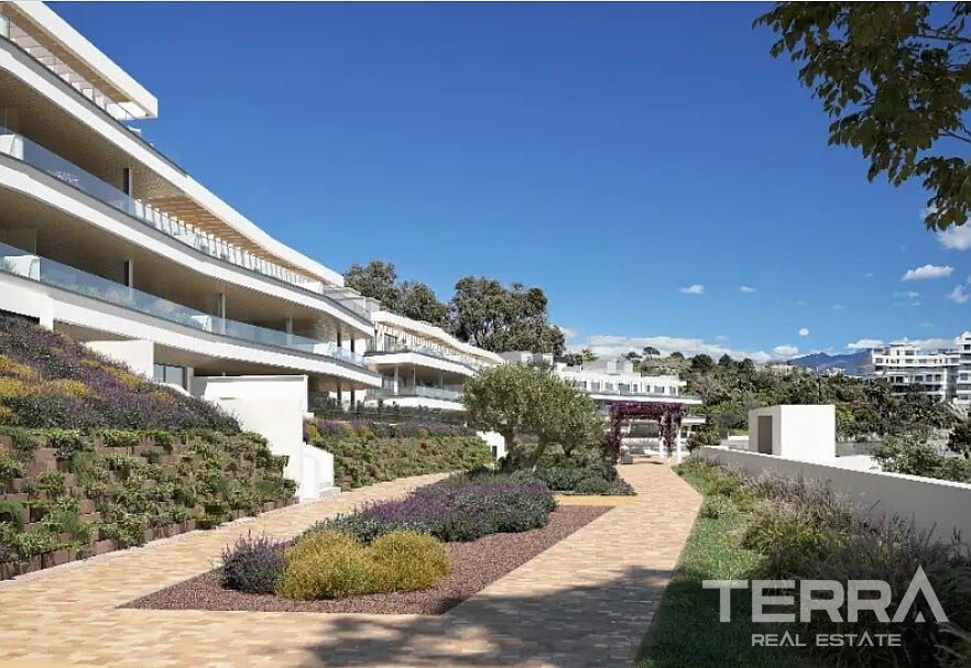 Apartments for Sale in Estepona, Costa del Sol, Spain - 119973