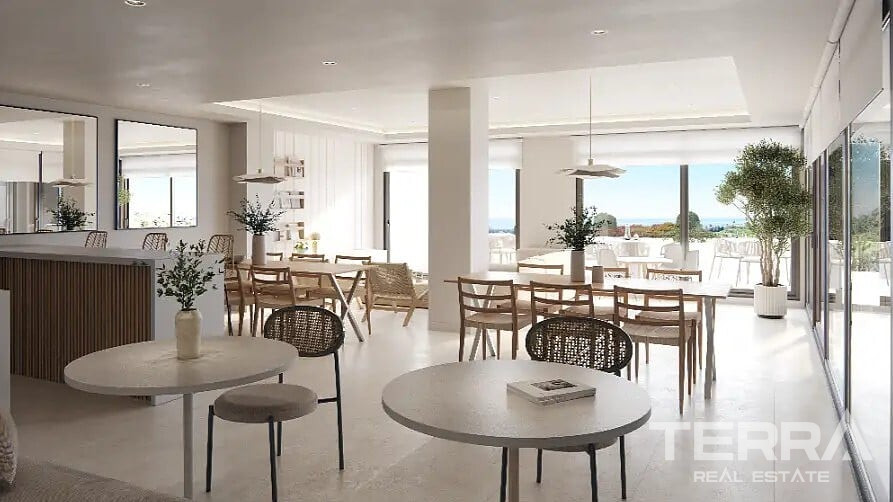 Apartments for Sale in Estepona, Costa del Sol, Spain - 119974