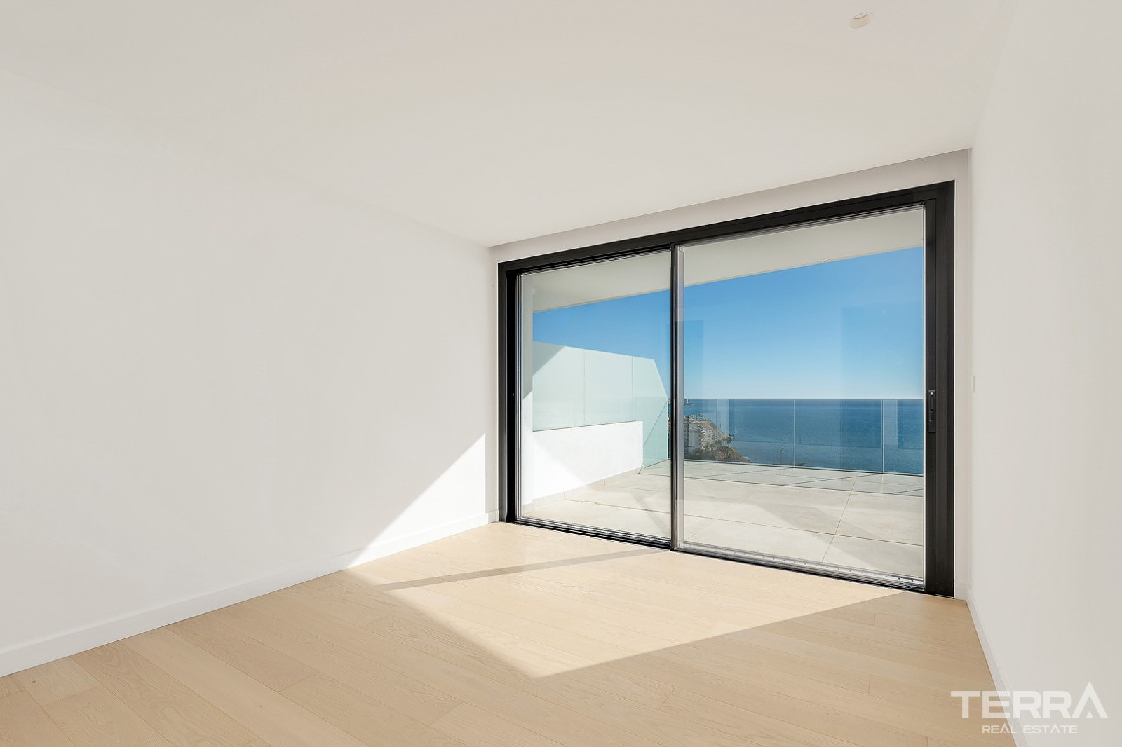 Sea View Villas for Sale in Fuengirola, Costa del Sol, Spain - 120140