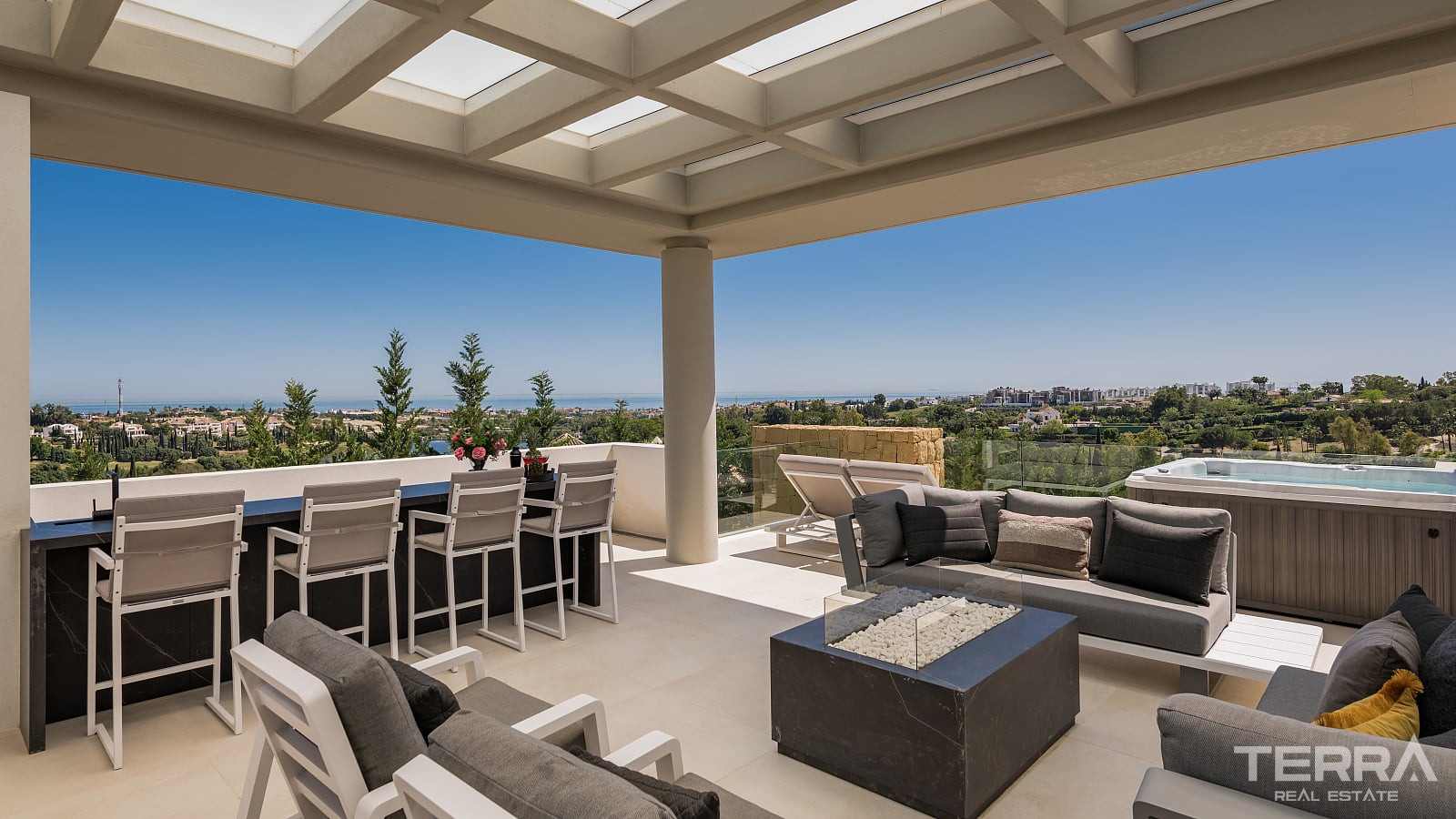 Golf Villa for Sale in Benahavís, Costa del Sol, Spain - 120159