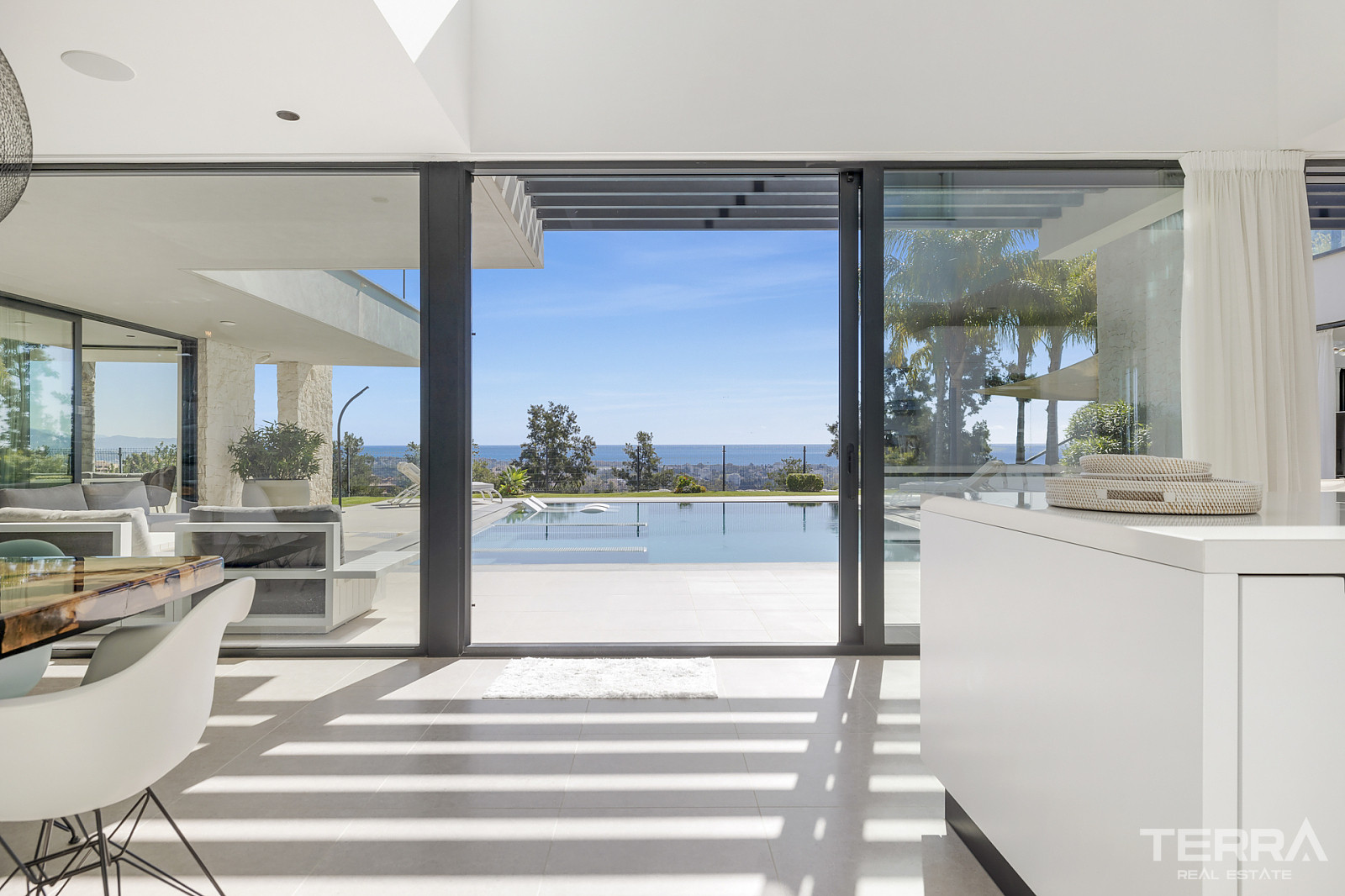 Golf Vilaa for Sale in Benahavís, Costa del Sol, Spain - 120213