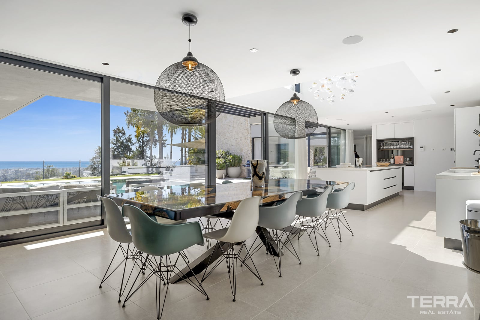 Golf Vilaa for Sale in Benahavís, Costa del Sol, Spain - 120214