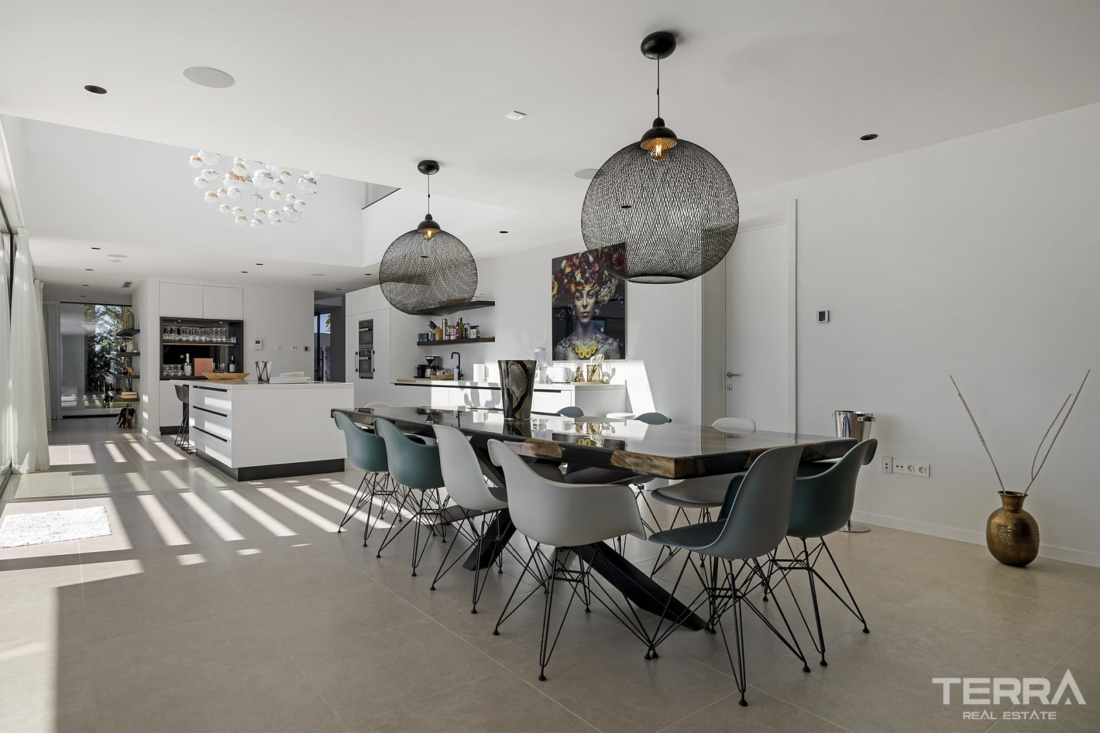 Golf Vilaa for Sale in Benahavís, Costa del Sol, Spain - 120215
