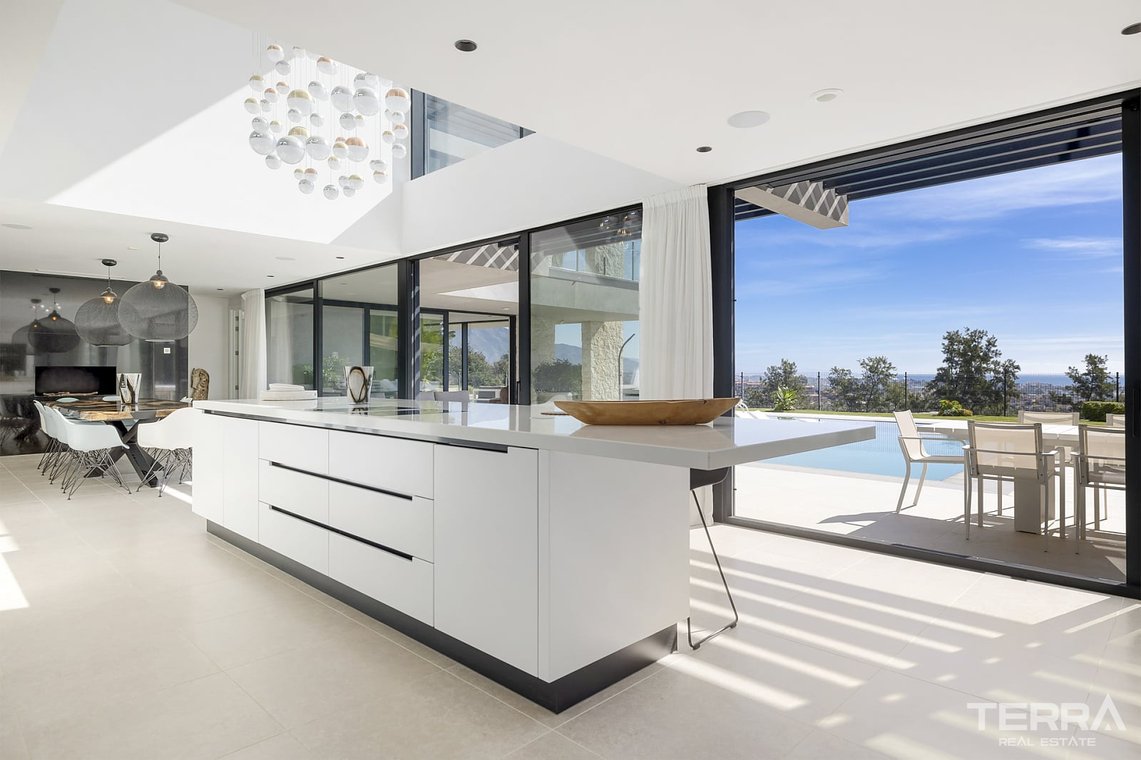 Golf Vilaa for Sale in Benahavís, Costa del Sol, Spain - 120217