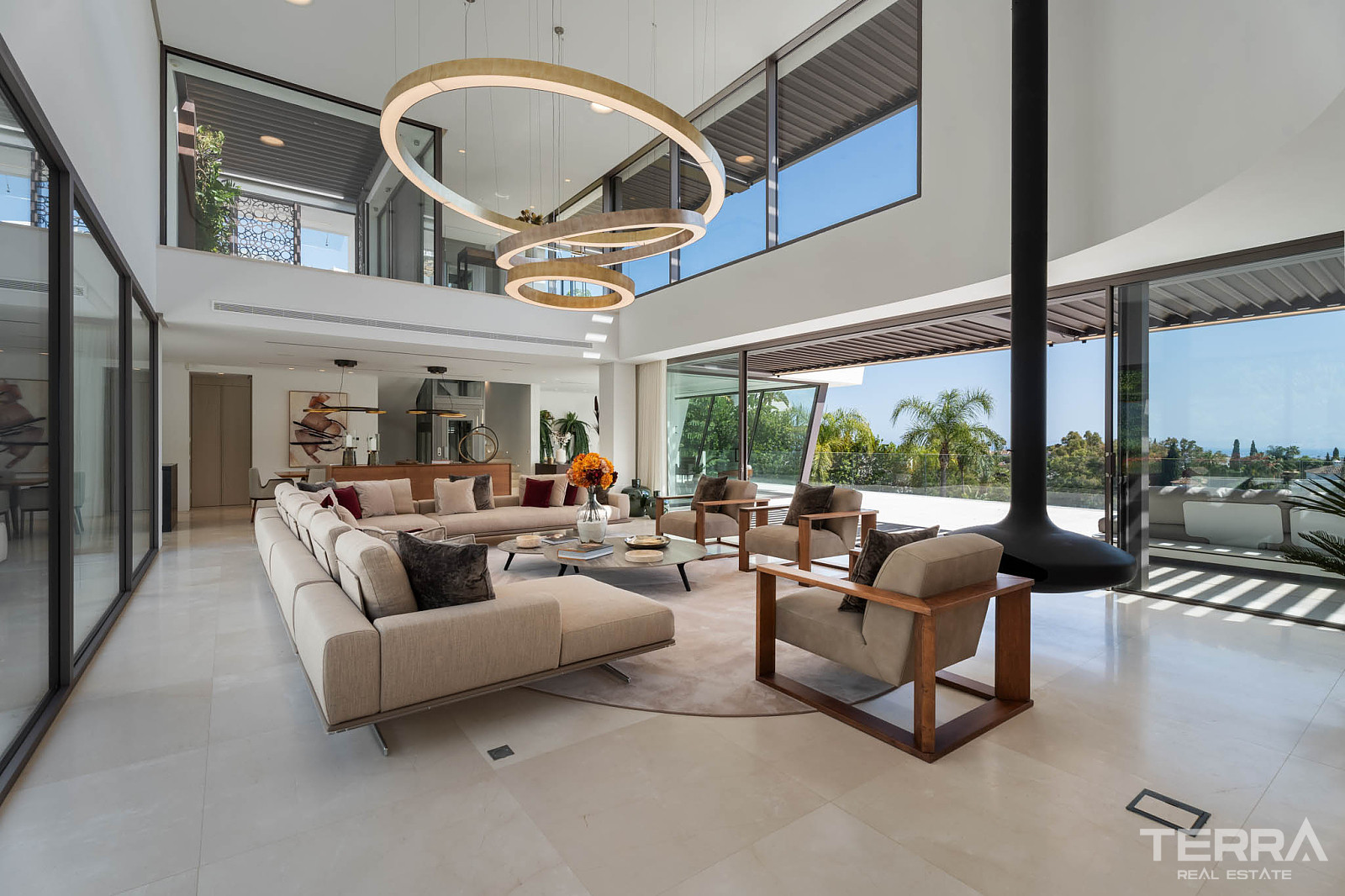 Golf Villa for Sale in Benahavís, Costa del Sol, Spain - 120289