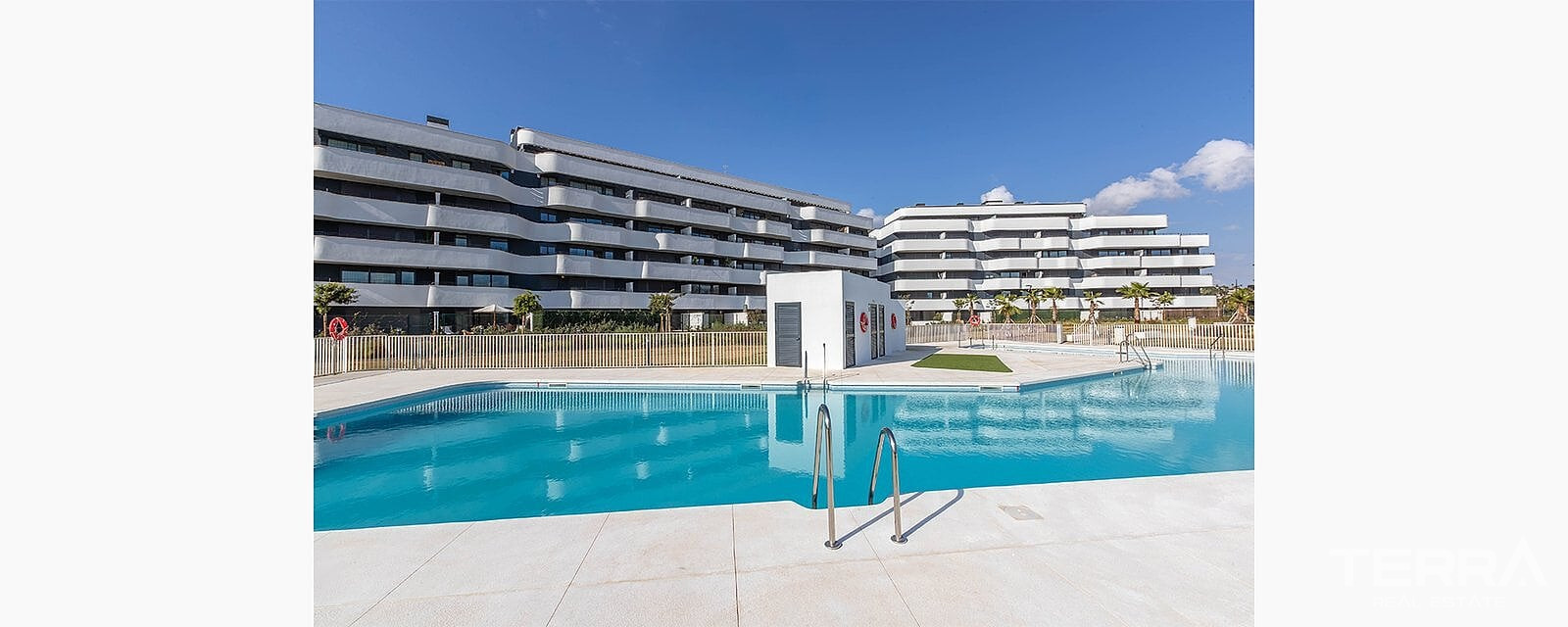 Beachfront Apartment for Sale in Torremolinos, Costa del Sol, Spain - 120316