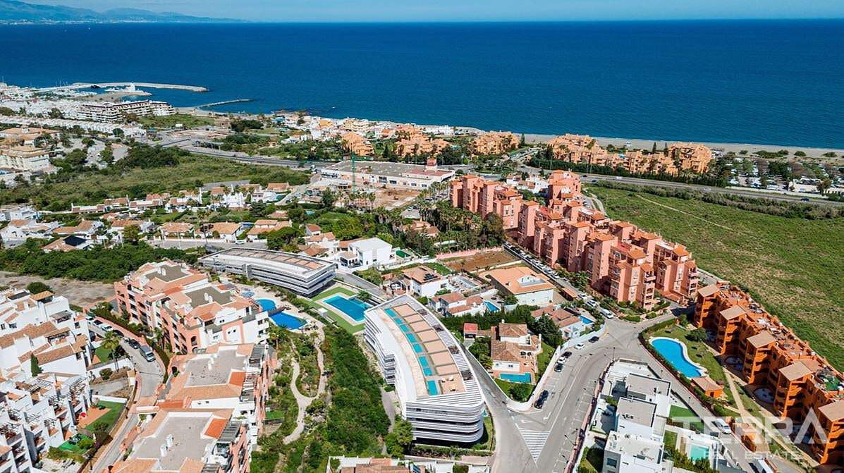 Sea View Apartments for Sale in Manilva, Costa del Sol, Spain - 120435