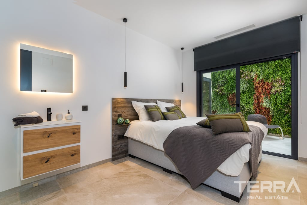 Detached Villas for Sale in Alicante, Costa Blanca, Spain - 120483
