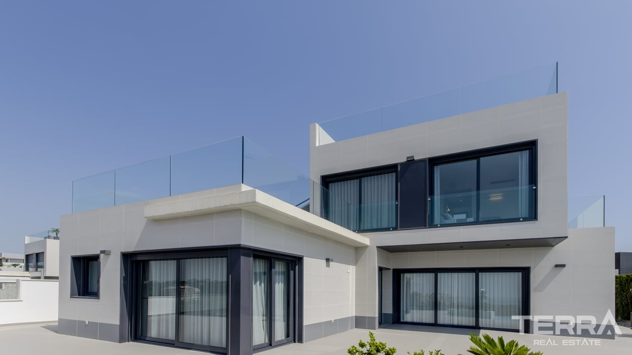 Wolnostojące wille na sprzedaż w Orihuela, Alicante, Hiszpania - 120543