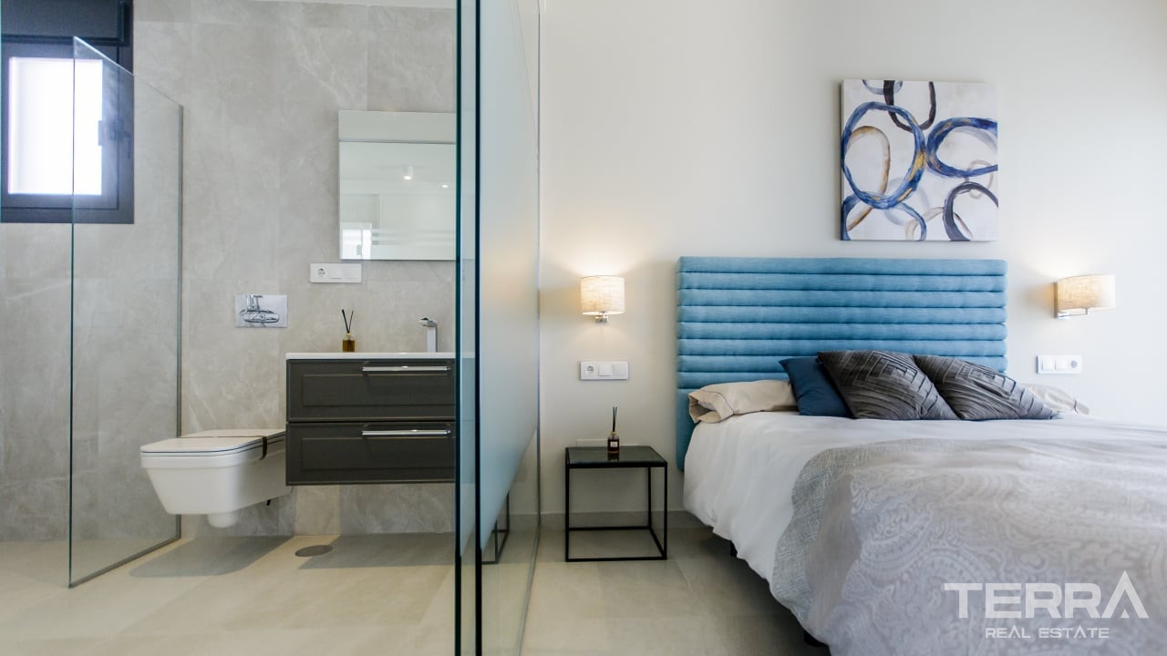 İspanya, San Miguel de Salinas'ta Satılık Deniz Manzaralı Villalar - 120765