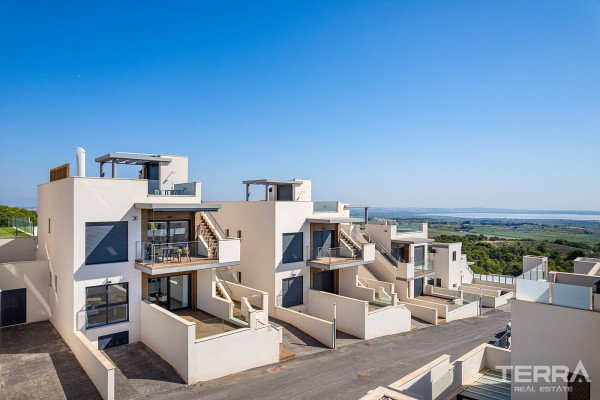 Apartments for Sale in San Miguel de Salinas, Costa Blanca, Spain