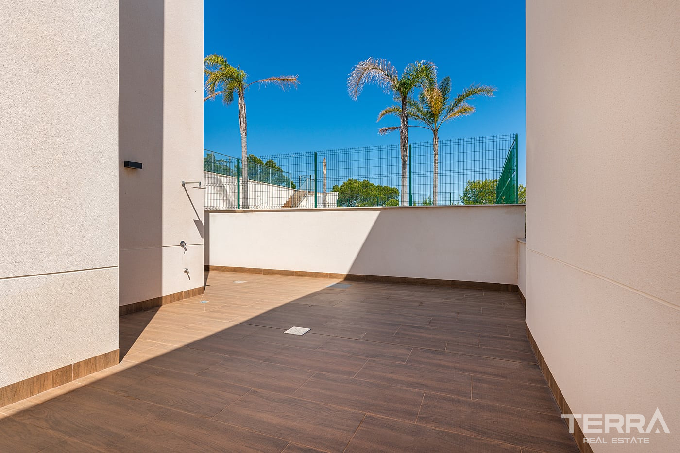 Apartments for Sale in San Miguel de Salinas, Costa Blanca, Spain - 120584