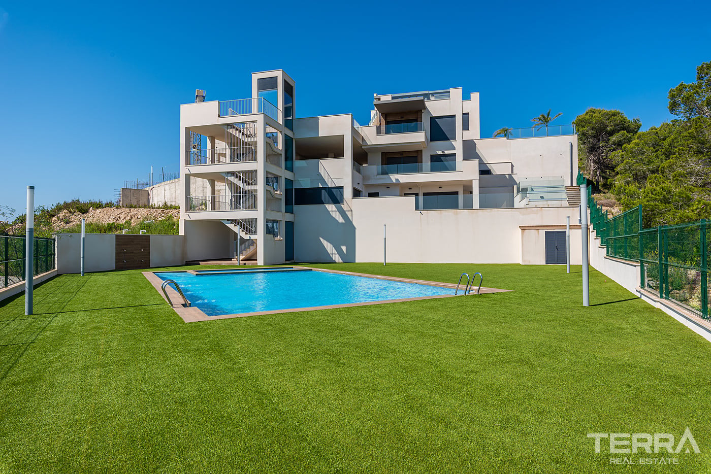 Apartments for Sale in San Miguel de Salinas, Costa Blanca, Spain - 120586