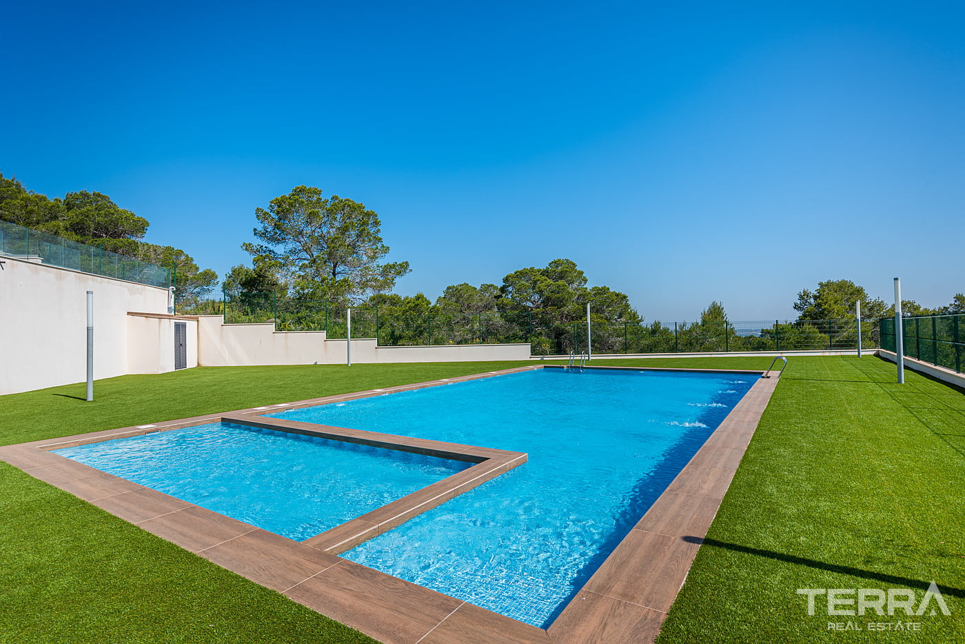 Apartments for Sale in San Miguel de Salinas, Costa Blanca, Spain - 120589