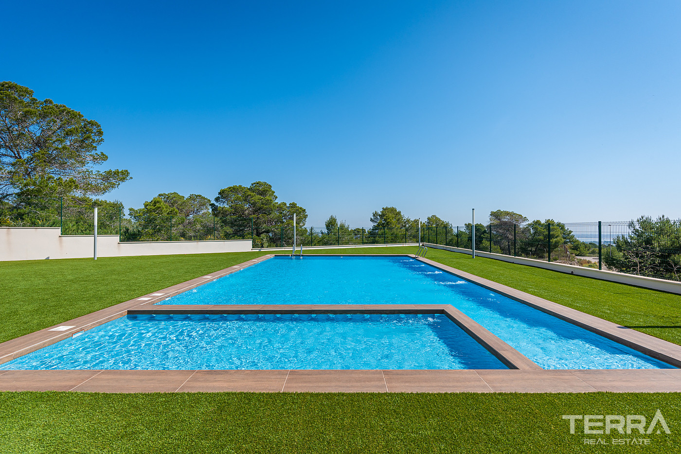 Apartments for Sale in San Miguel de Salinas, Costa Blanca, Spain - 120590